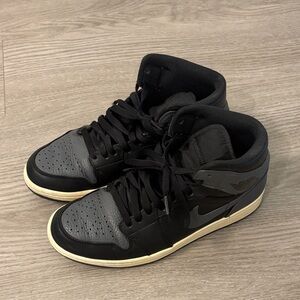 Nike: Men’s Black and Gray High-Tops